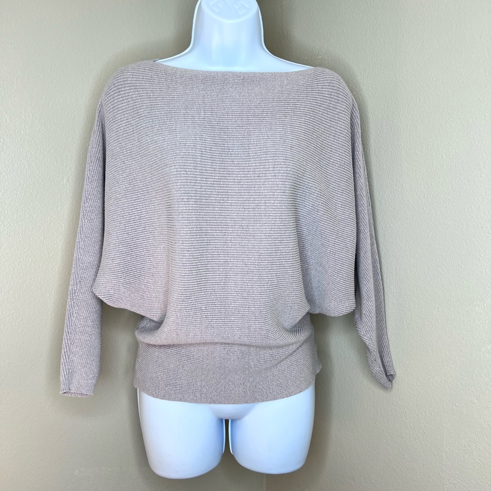 Lilac Knit Batwing boat neck sweater patty boutik sweater size small purple